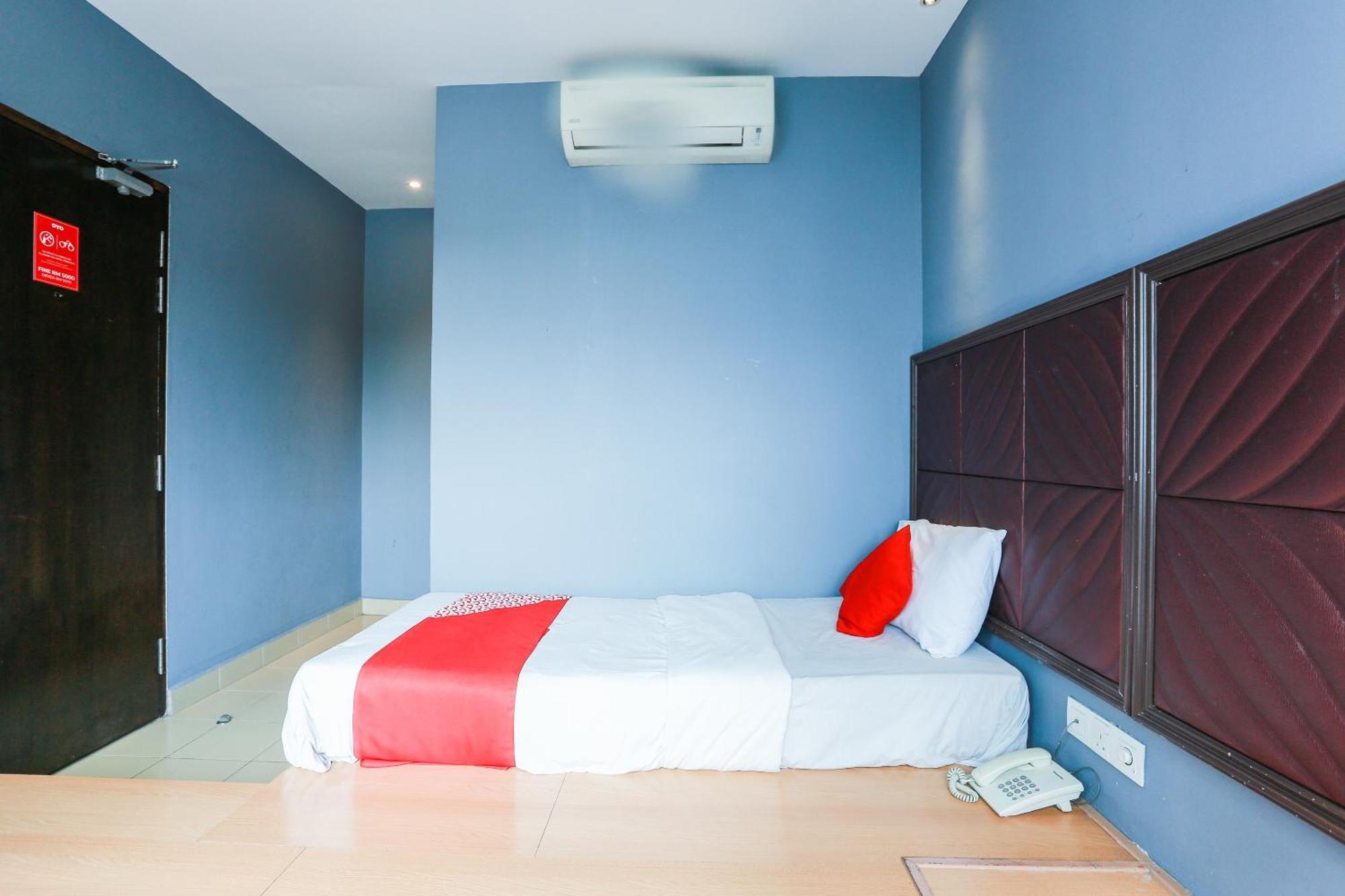 Oyo 90894 Hotel Smc I-City Шах-Алам Экстерьер фото