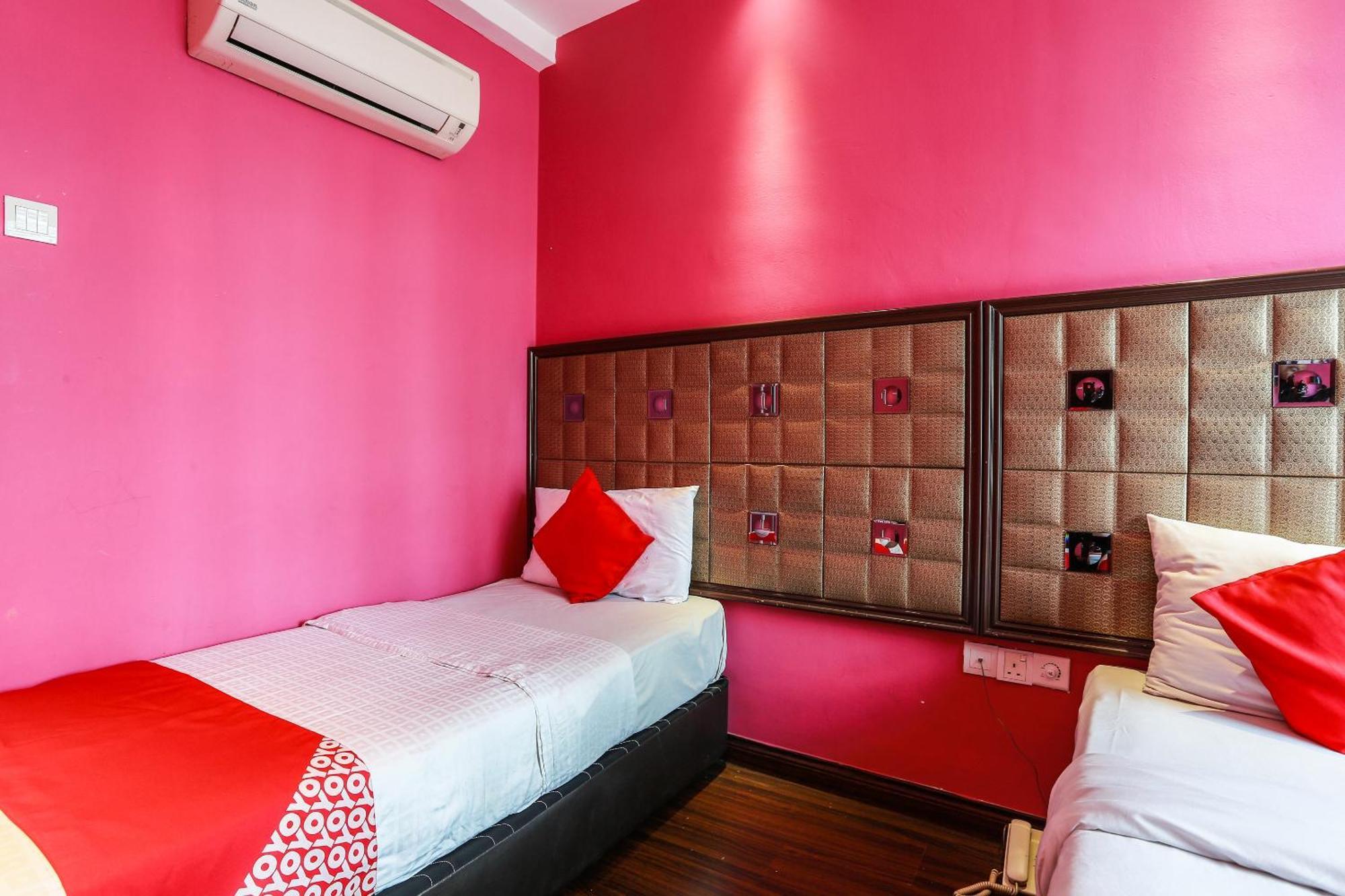 Oyo 90894 Hotel Smc I-City Шах-Алам Экстерьер фото