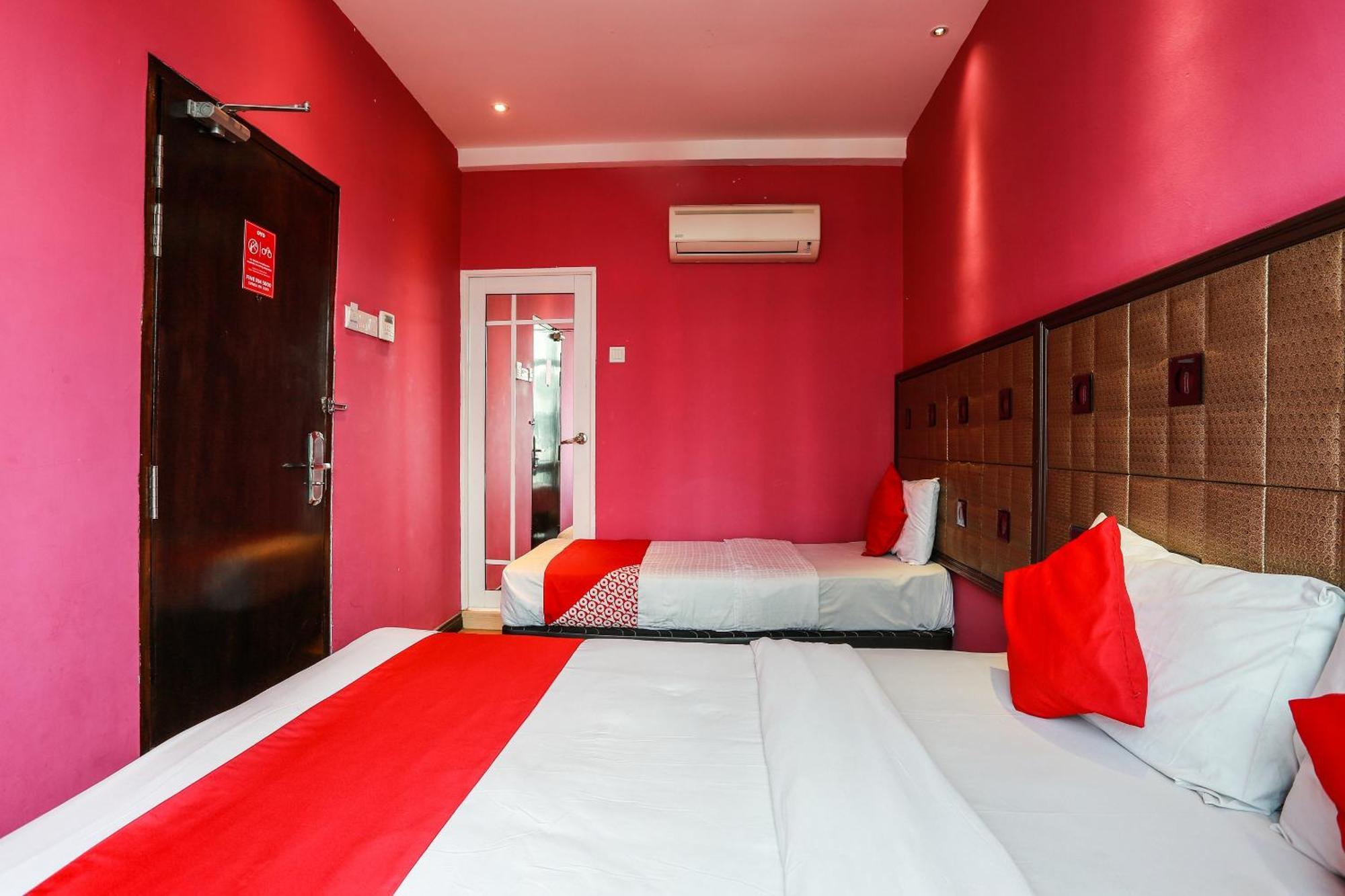 Oyo 90894 Hotel Smc I-City Шах-Алам Экстерьер фото